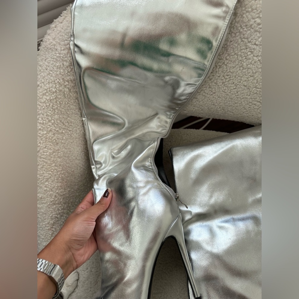 Silver Faux Leather Pointed High Heel Over The Knee Boot - Picture 5 of 8